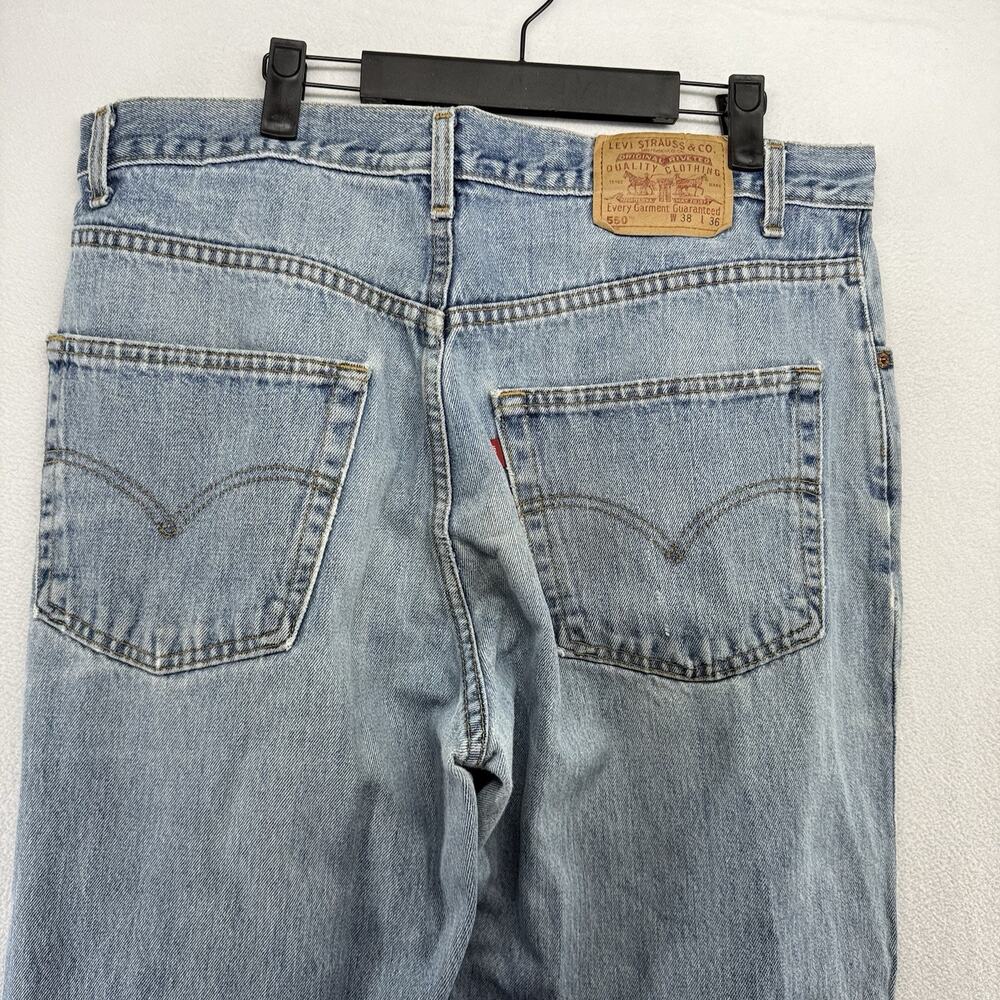 Vintage Levis Jeans Fits 36x36 Blue 550 Relaxed Canada Made 2000s Y2K Red Tab - Picture 11 of 16
